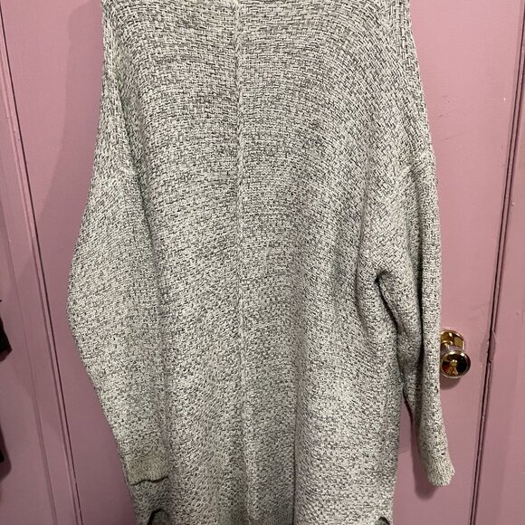 Roots Knitted Caridigan - Picture 2 of 7